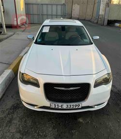 کرایسلەر 300